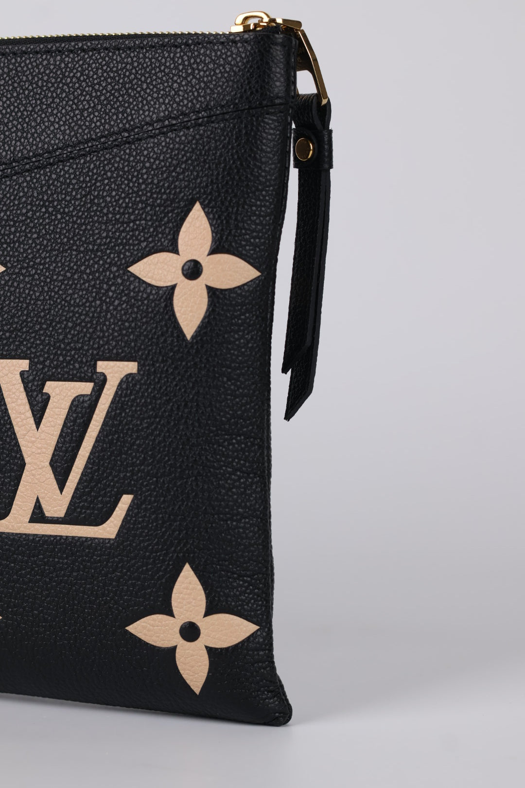 Louis Vuitton Daily Pochette Empreinte