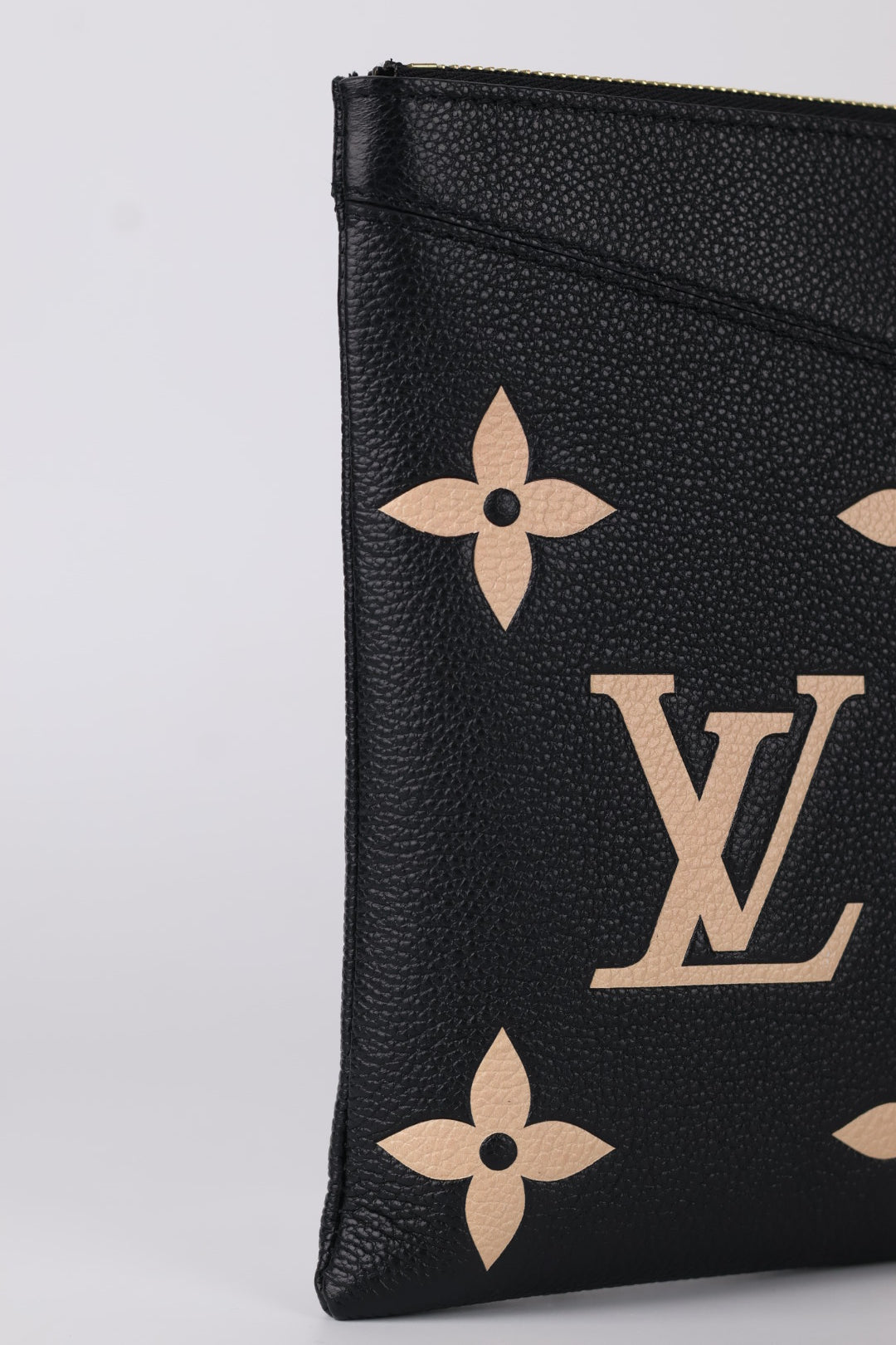 Louis Vuitton Daily Pochette Empreinte