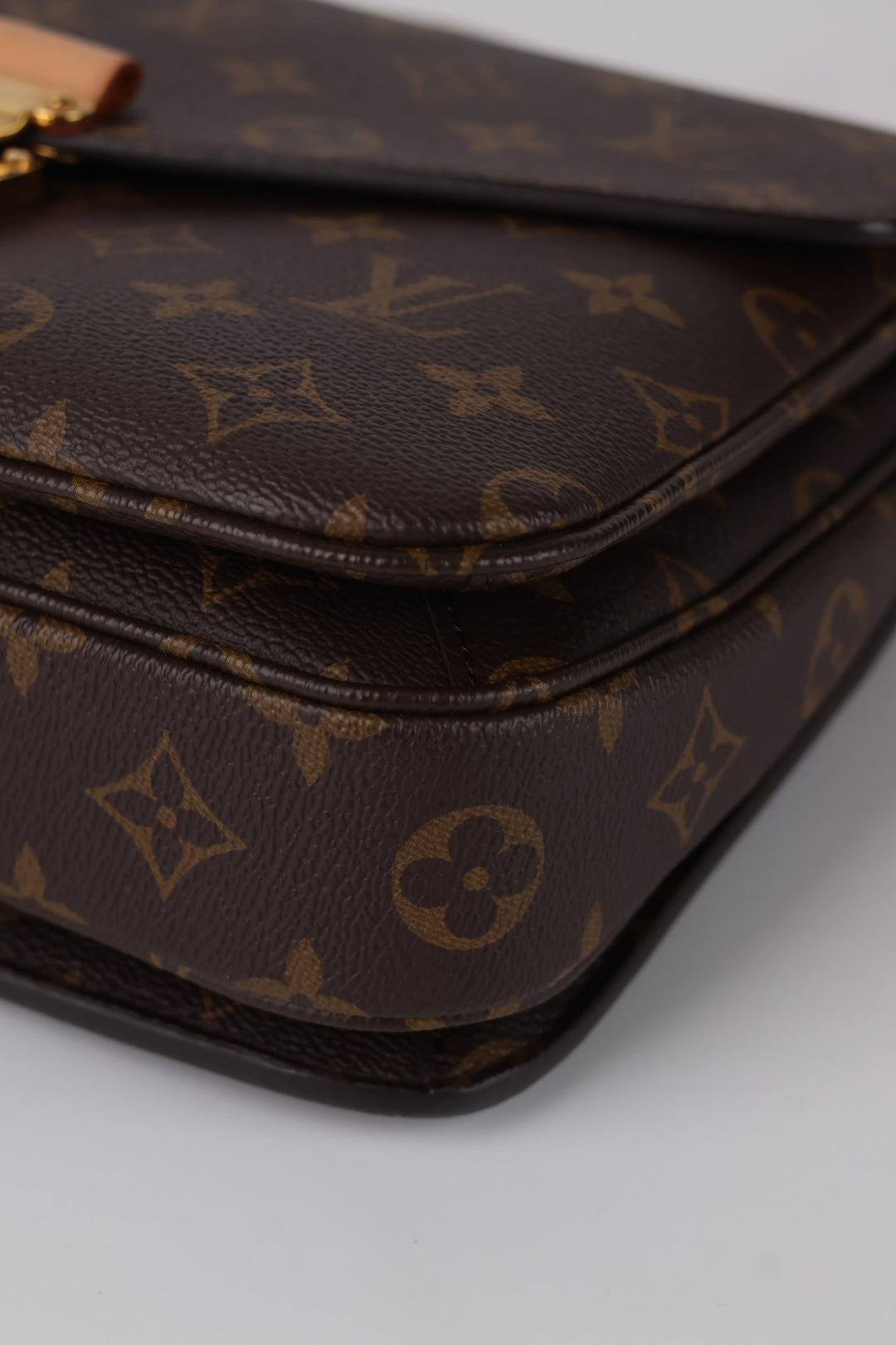 Louis Vuitton Métis Monogram