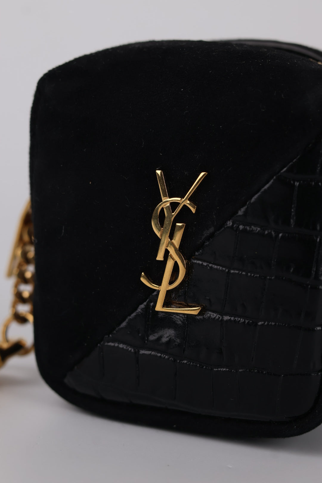 Saint Laurent Pouch