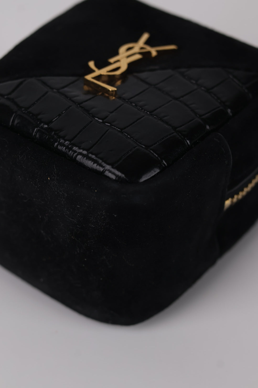 Saint Laurent Pouch