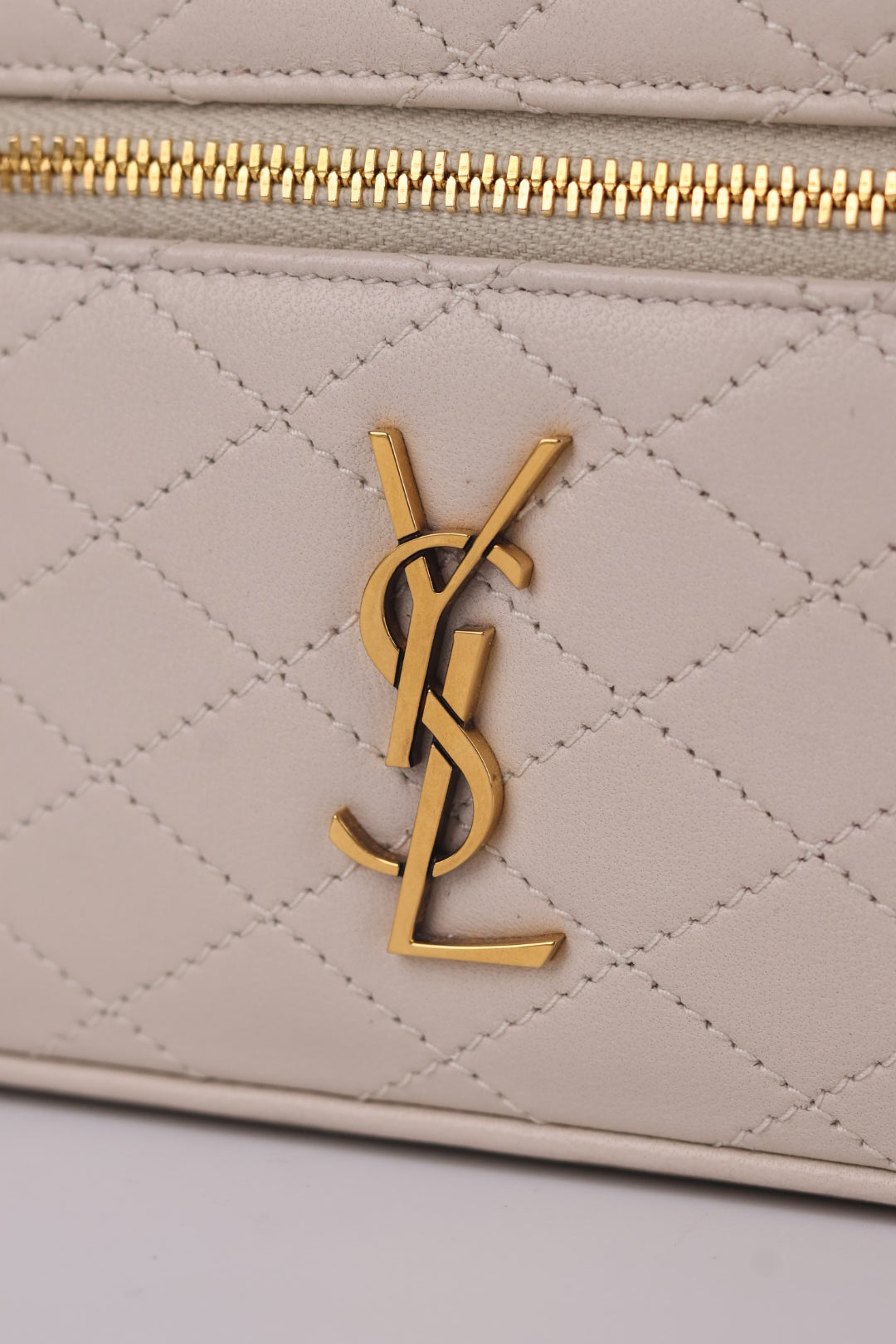 Saint Laurent Vanity Gaby Piccola