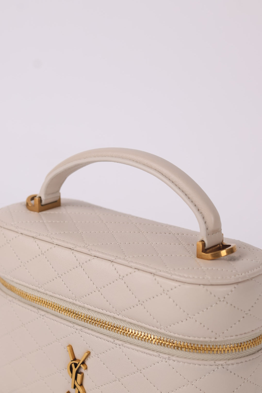 Saint Laurent Vanity Gaby Piccola