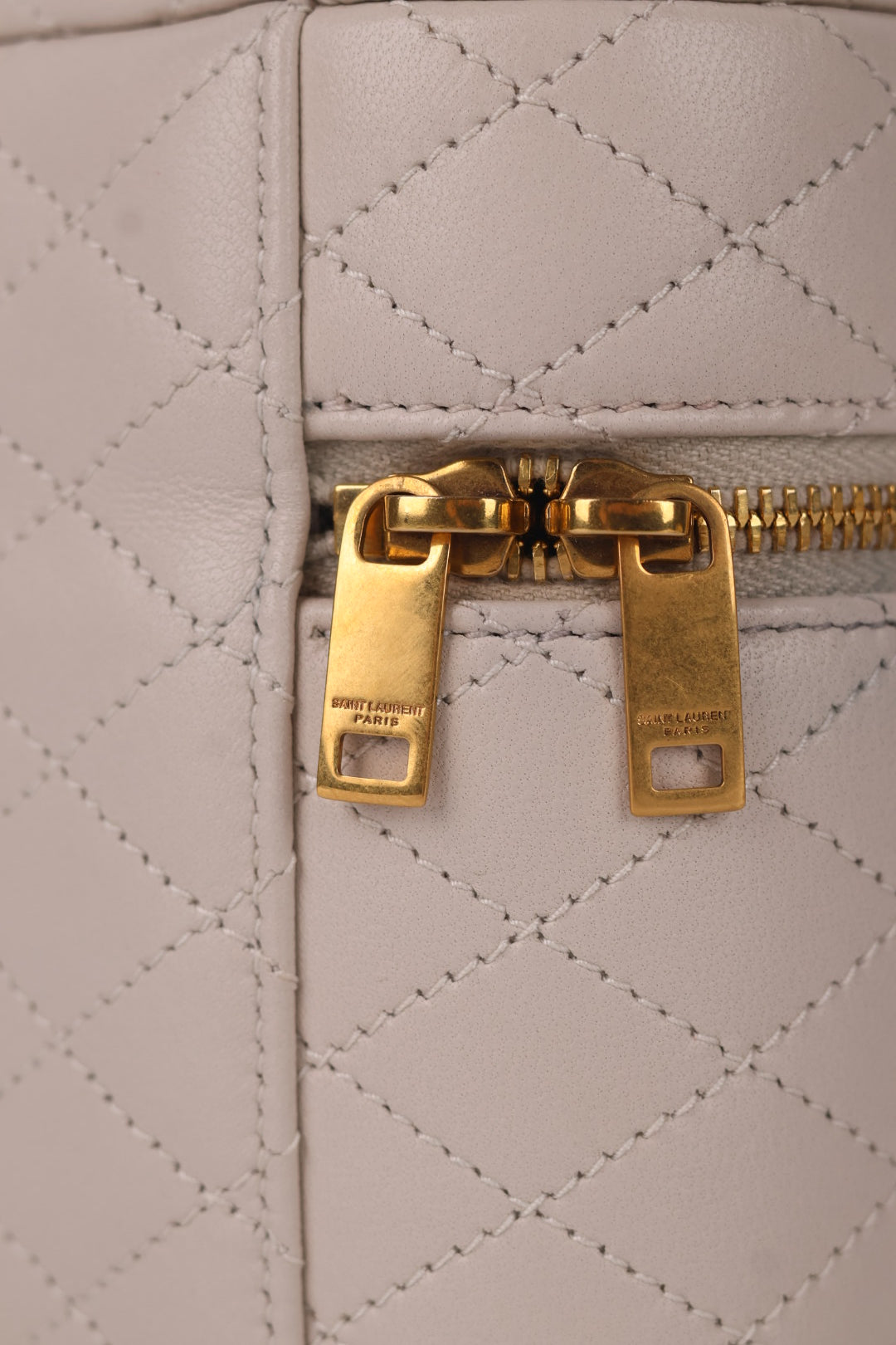 Saint Laurent Vanity Gaby Piccola
