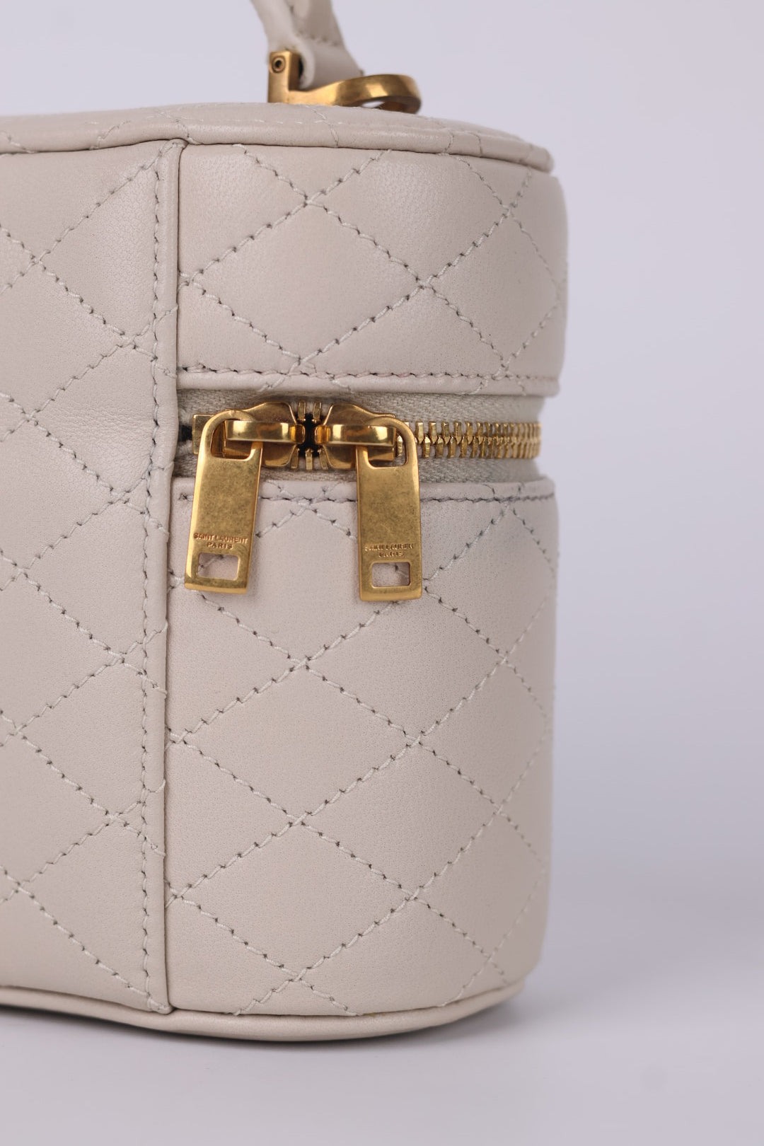 Saint Laurent Vanity Gaby Piccola