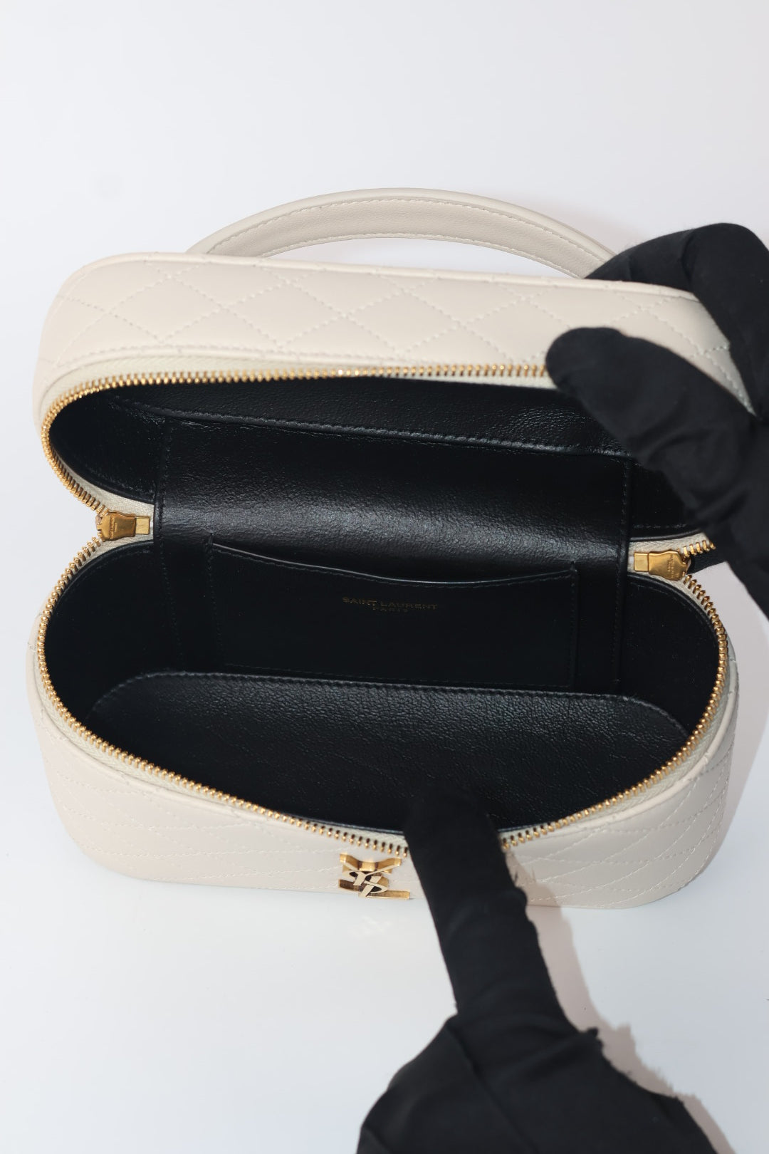 Saint Laurent Vanity Gaby Piccola