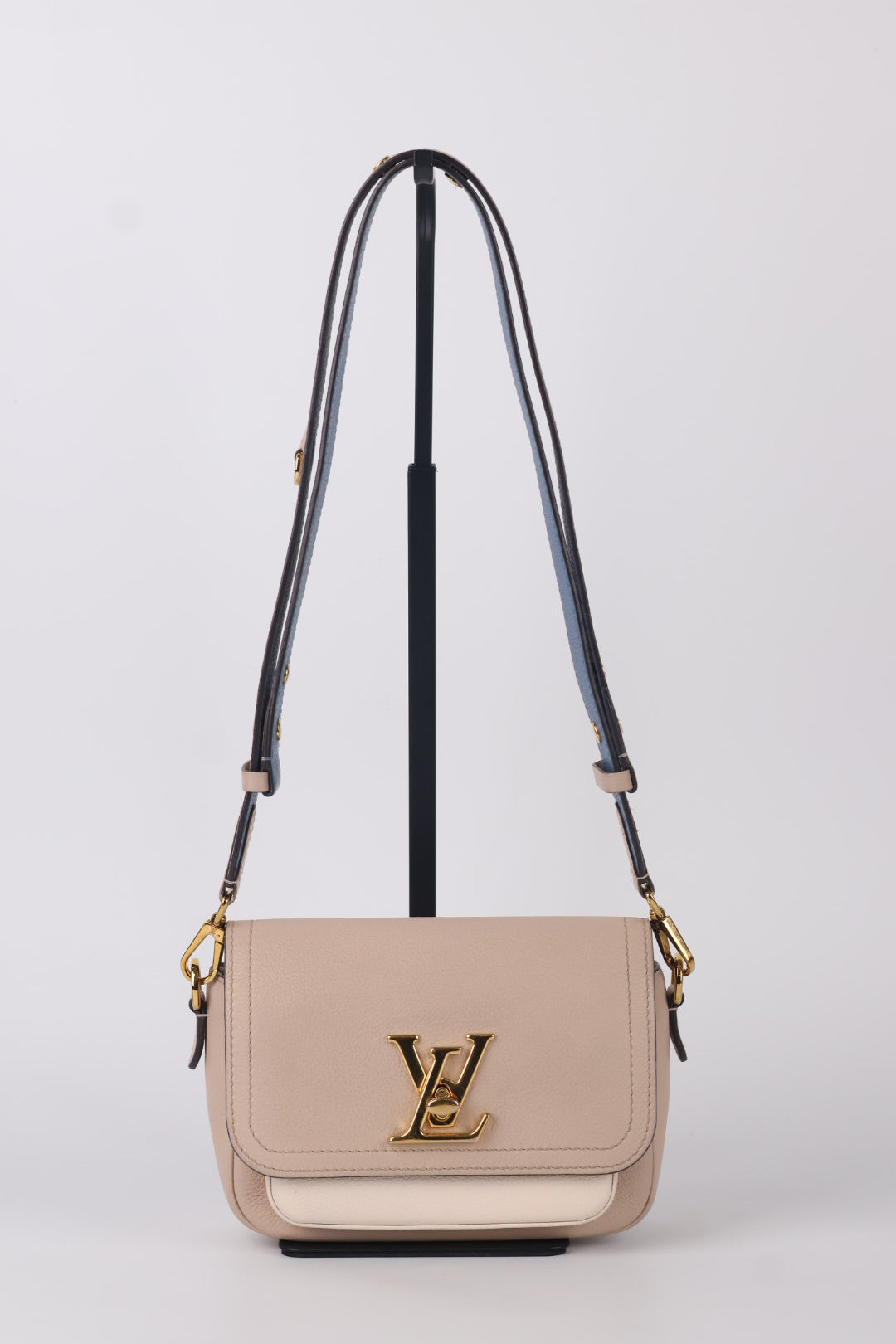 Louis Vuitton Lockme Tender
