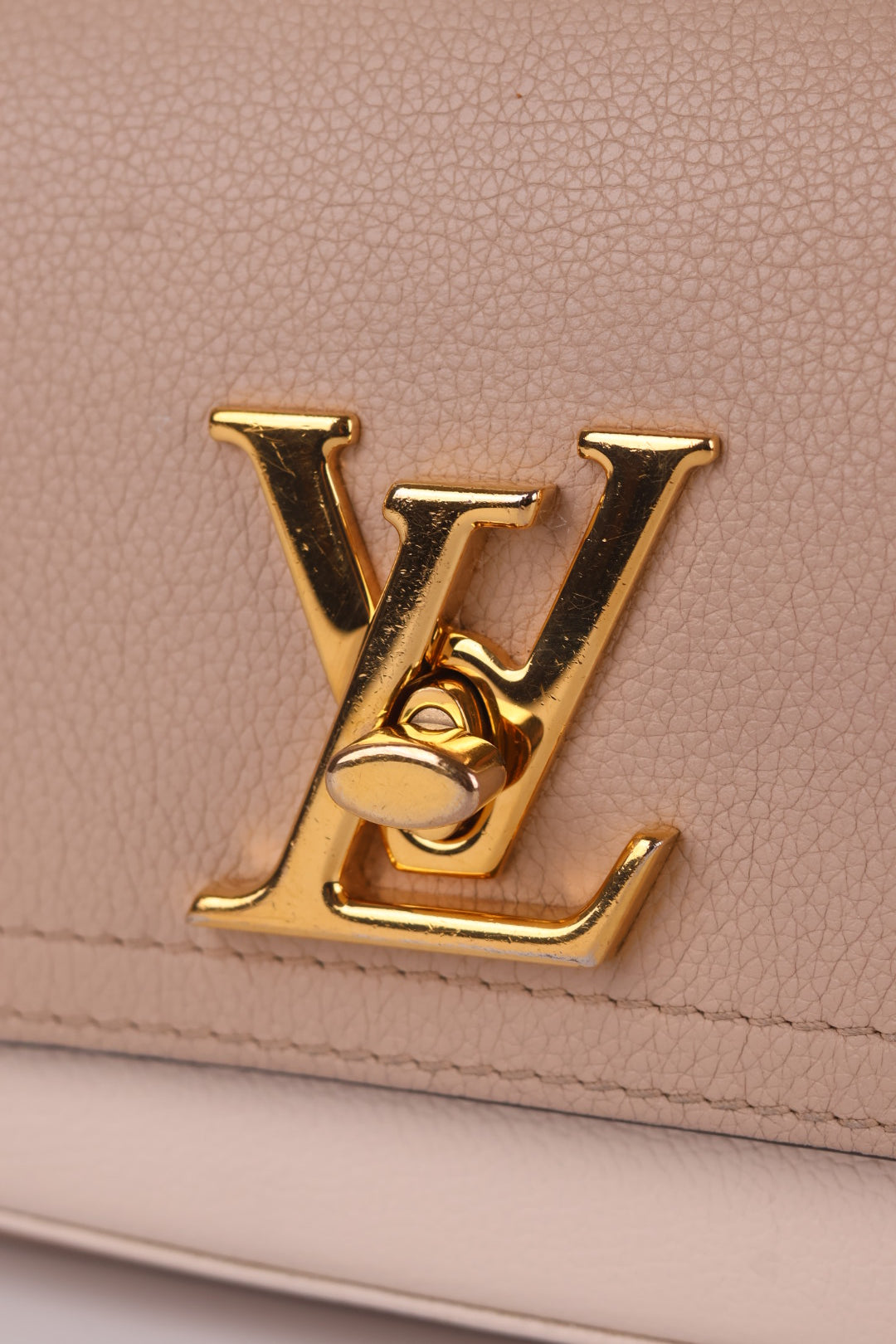 Louis Vuitton Lockme Tender