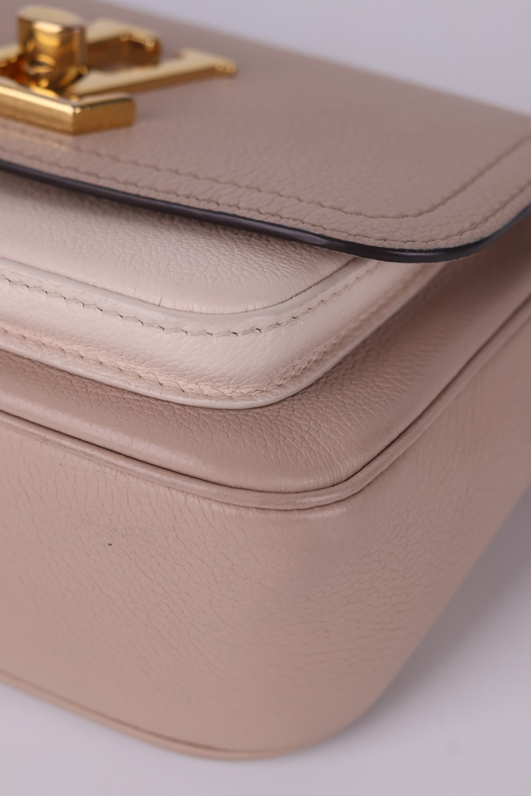 Louis Vuitton Lockme Tender