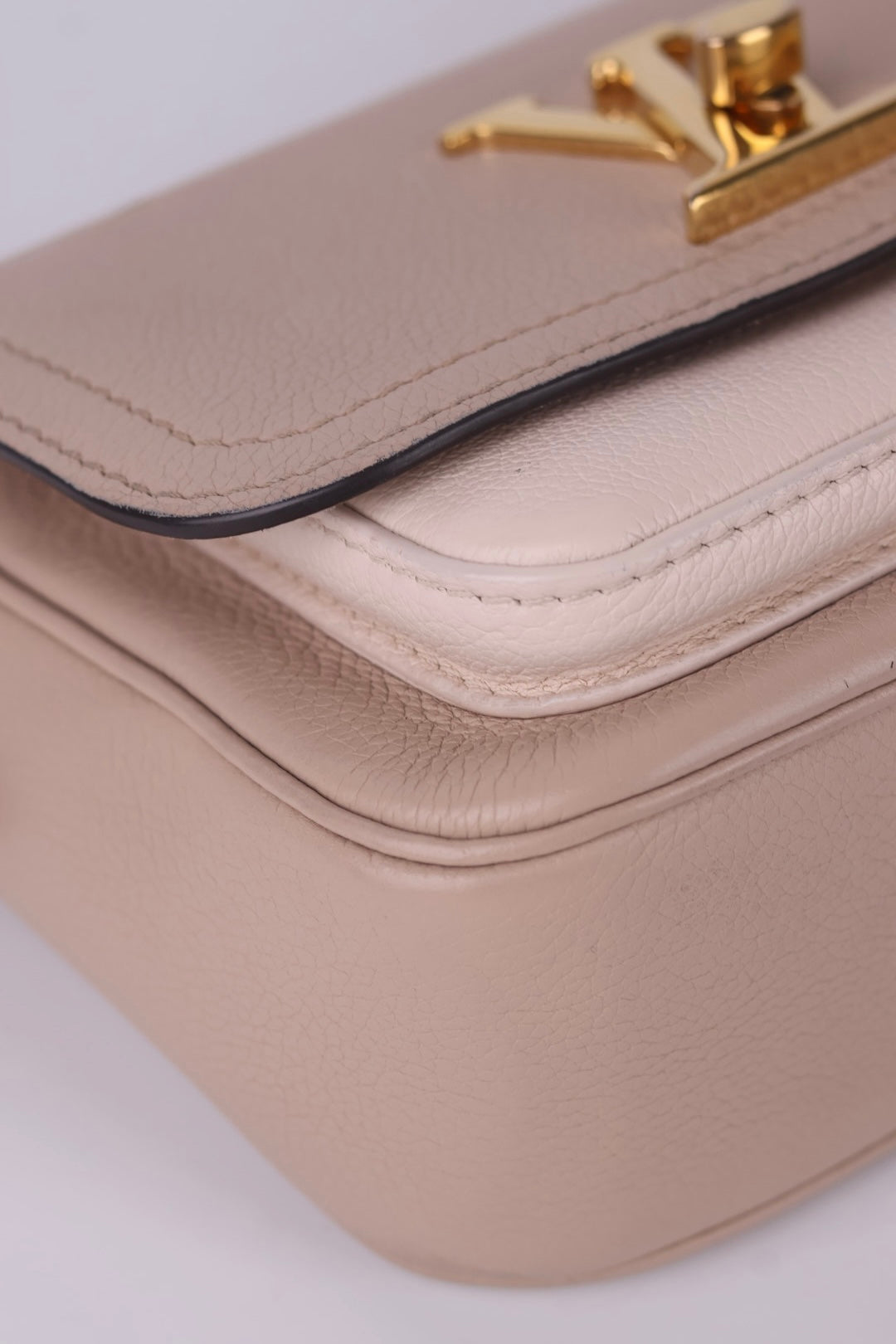 Louis Vuitton Lockme Tender