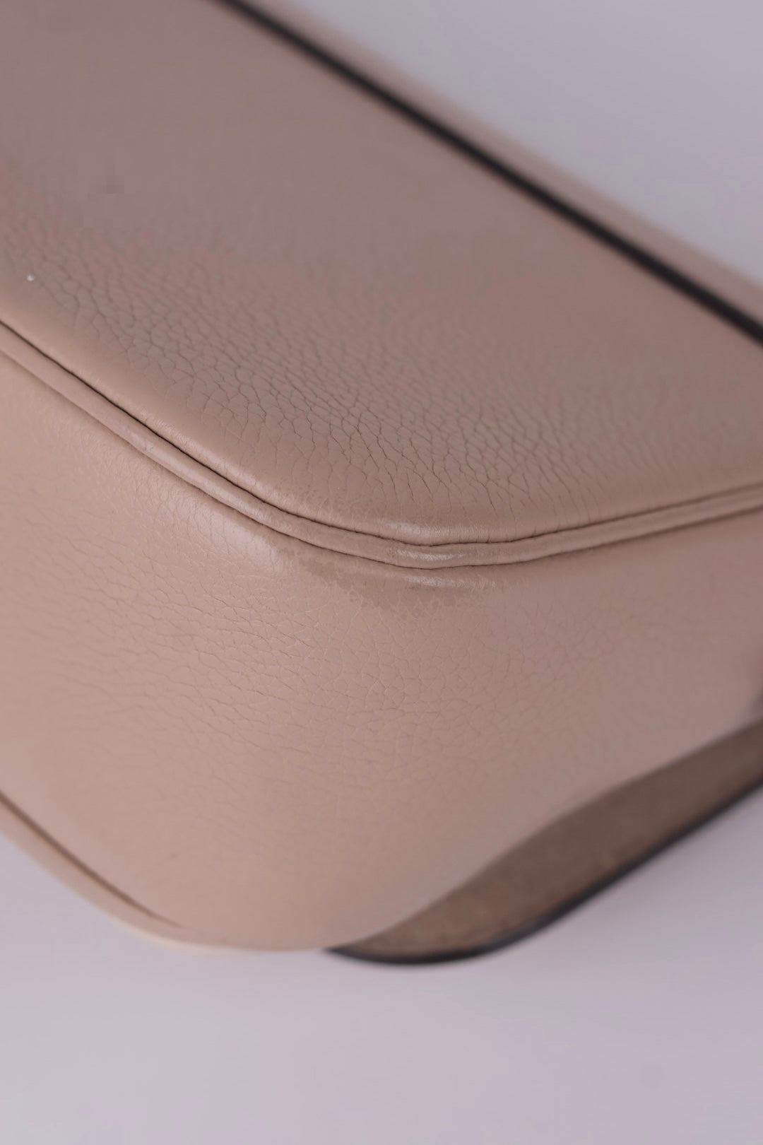 Louis Vuitton Lockme Tender