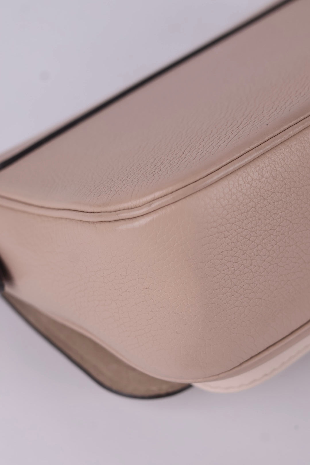 Louis Vuitton Lockme Tender