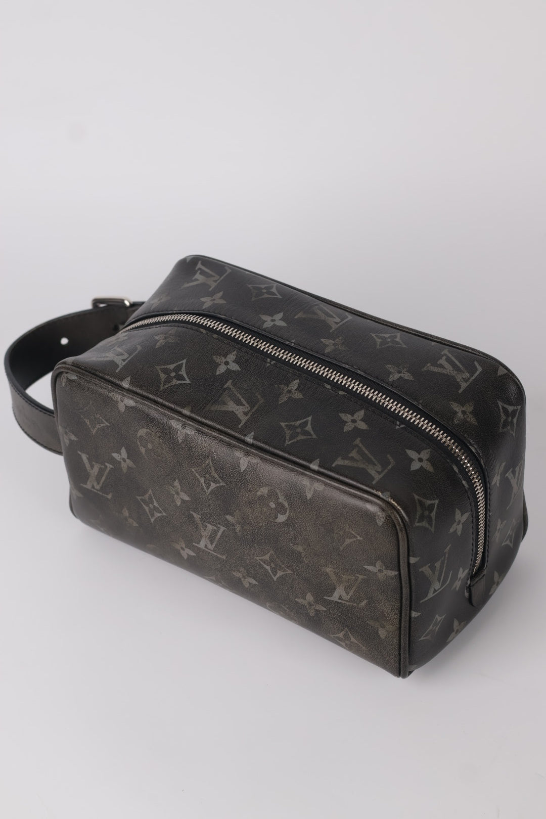 Louis Vuitton Dopp Kit Locker Eclipse