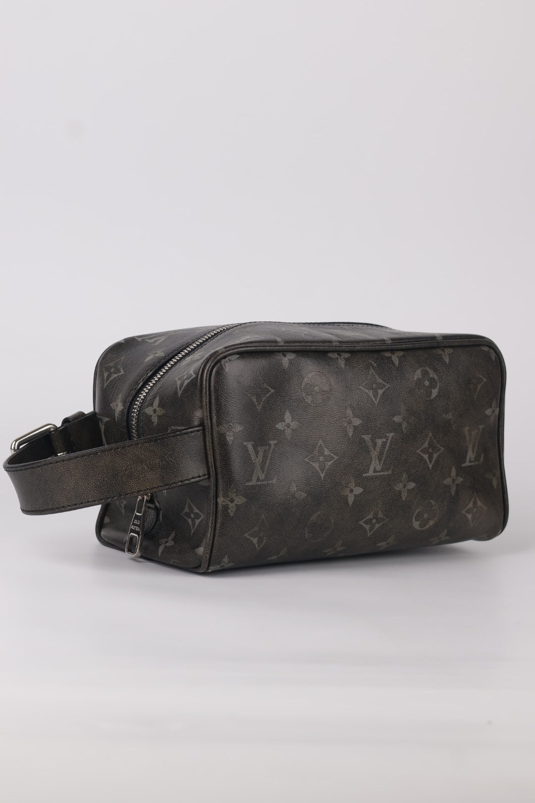 Louis Vuitton Dopp Kit Locker Eclipse