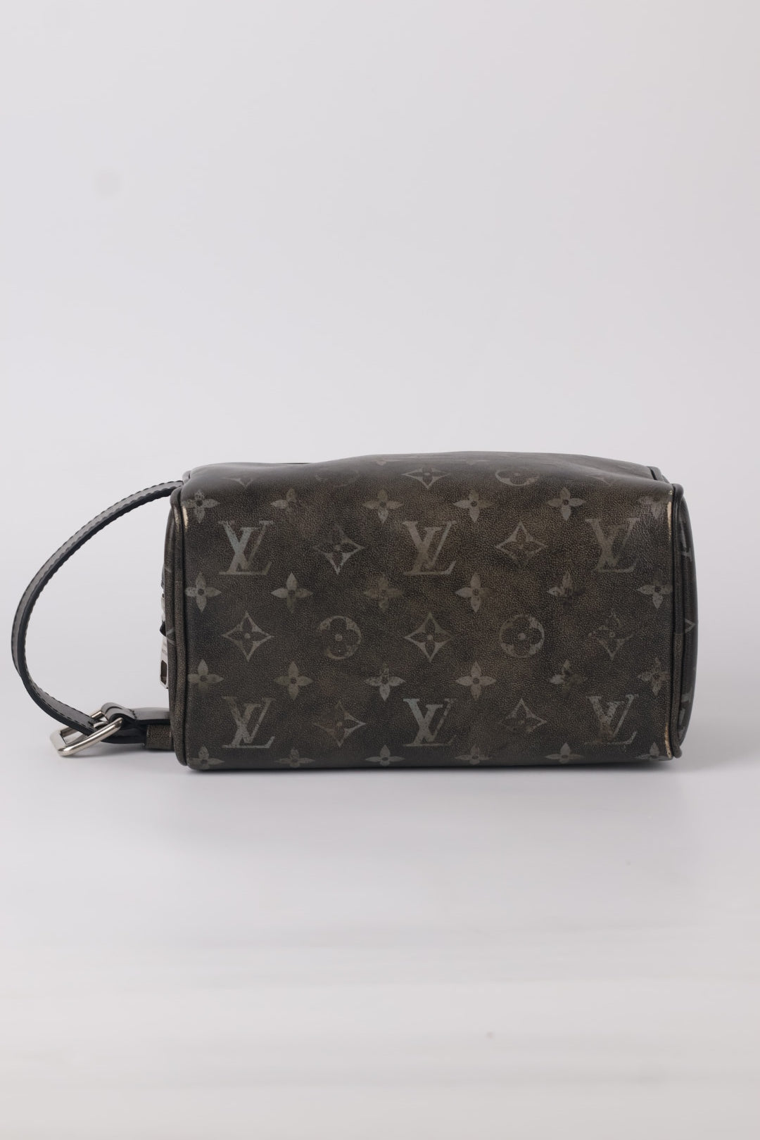 Louis Vuitton Dopp Kit Locker Eclipse