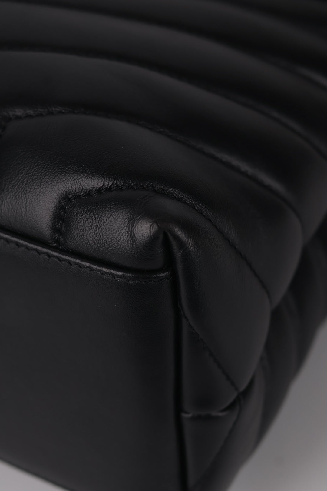 Saint Laurent Lou Lou Media