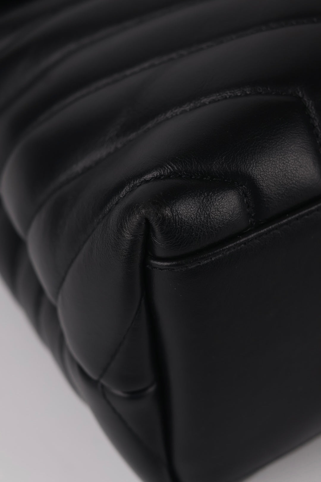 Saint Laurent Lou Lou Media