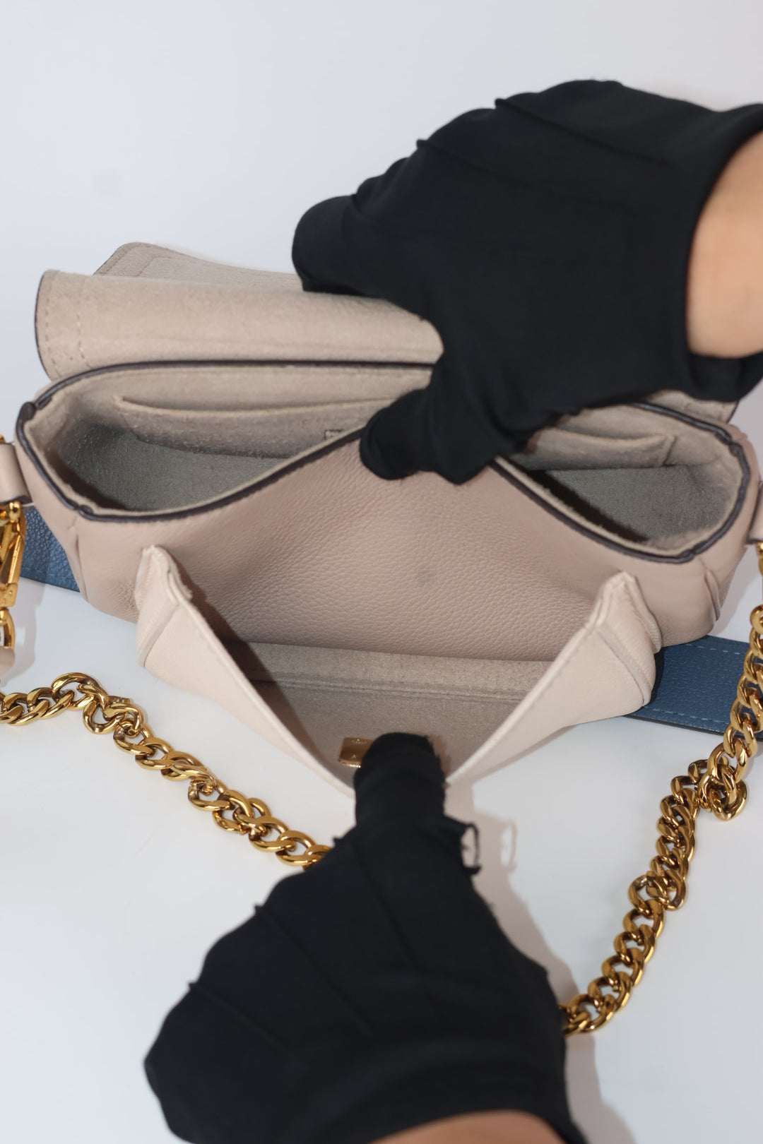 Louis Vuitton Lockme Tender