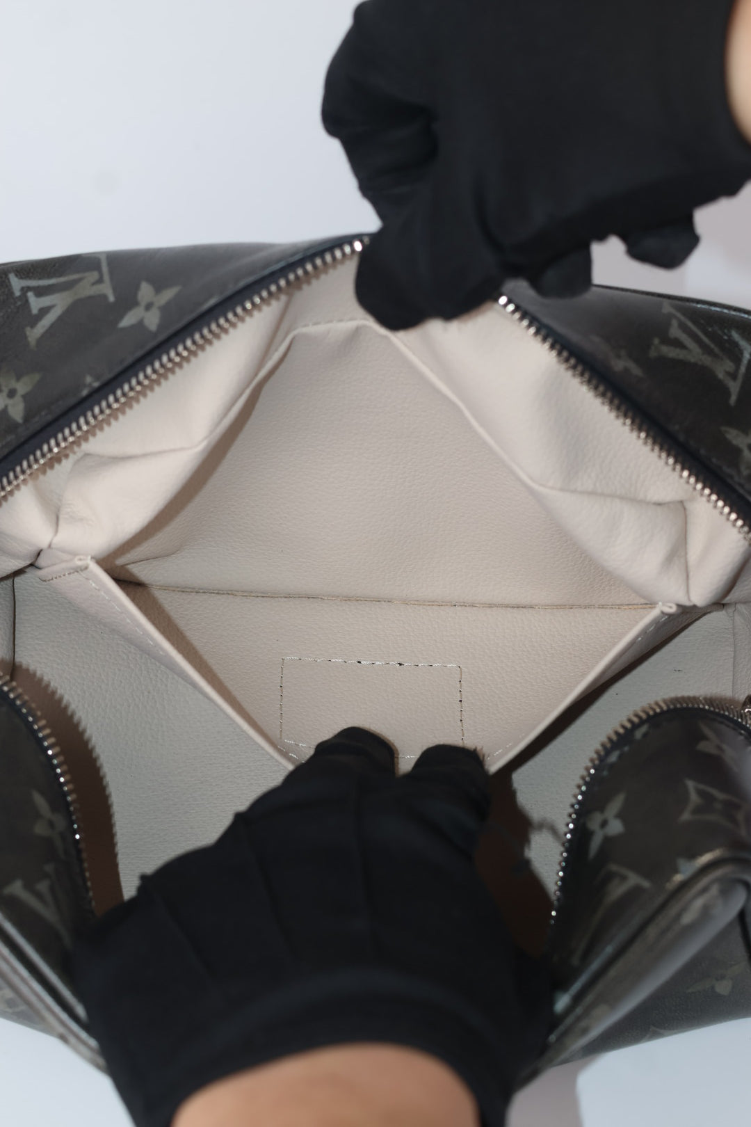 Louis Vuitton Dopp Kit Locker Eclipse