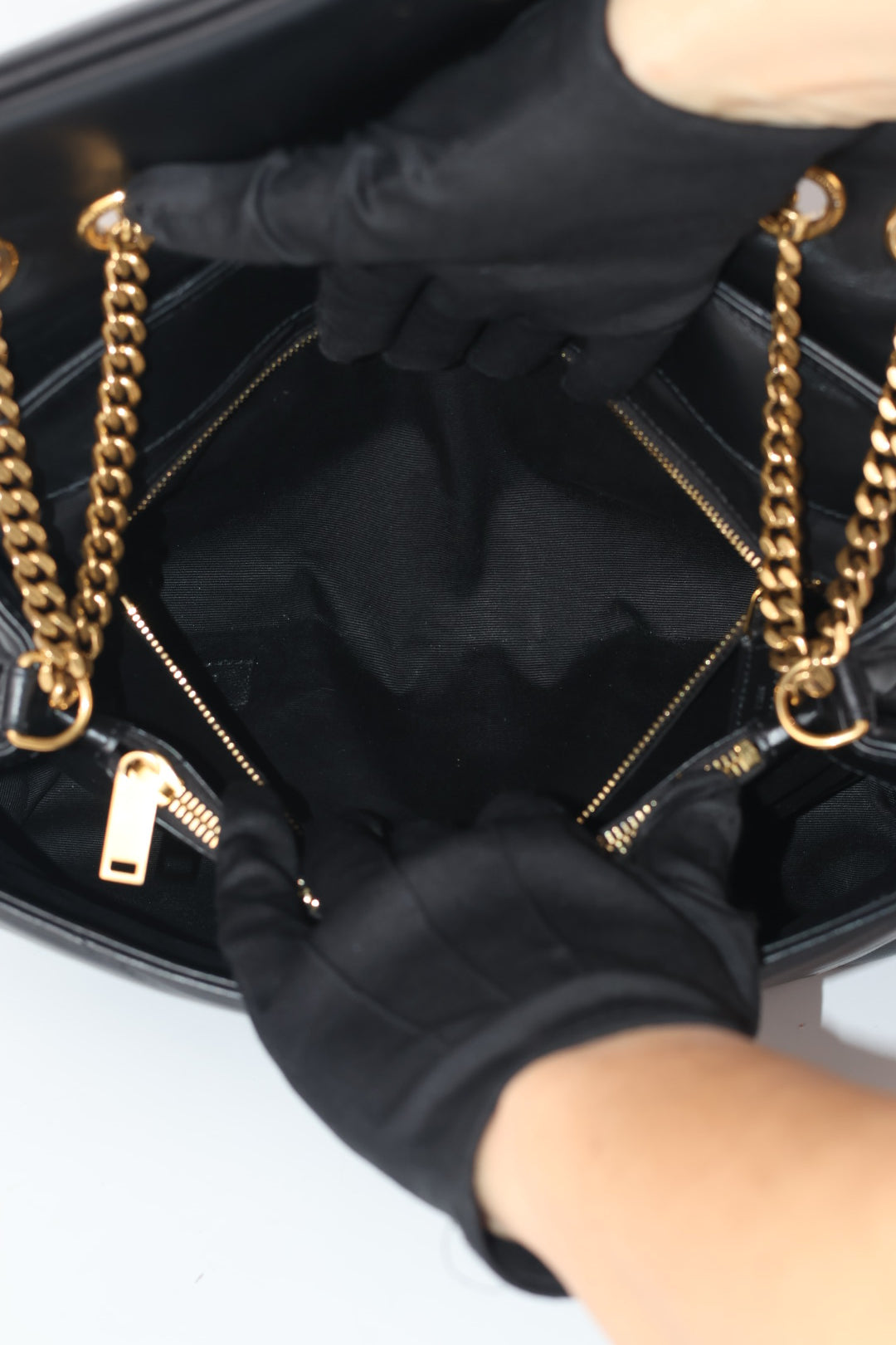 Saint Laurent Lou Lou Media