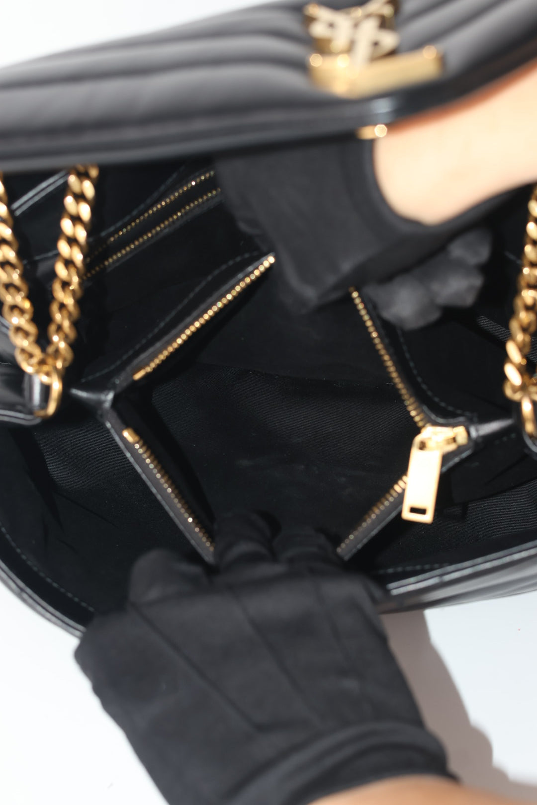 Saint Laurent Lou Lou Media